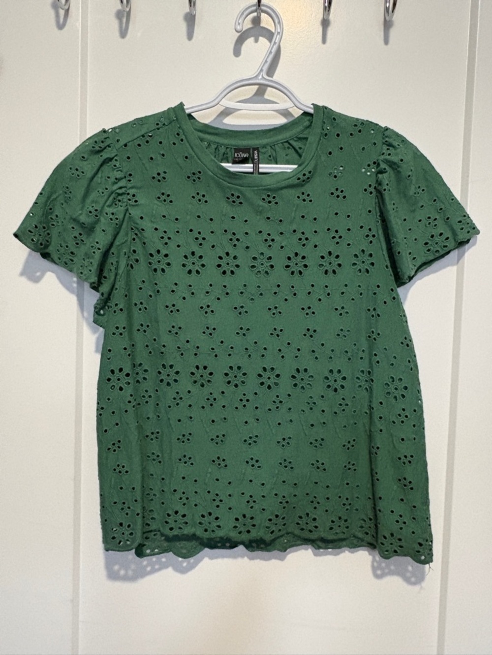 Simons Green Eyelet Floral Short Sleeve Tee